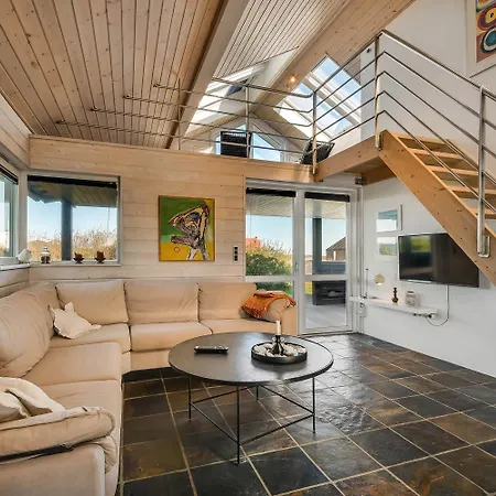 Beautiful, Modern Wooden House With Views-sj844 度假居 莱姆维
