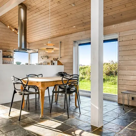 Beautiful, Modern Wooden House With Views-sj844 *
