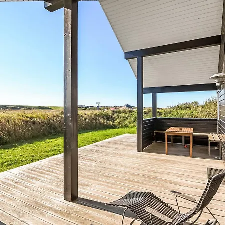 Beautiful, Modern Wooden House With Views-sj844